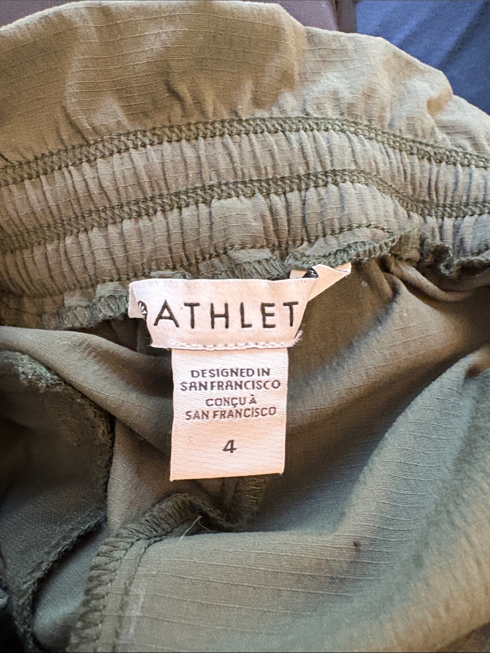 Athleta Trekkie High Rise Parachute Pant in Aspen Olive Size 4 - Picture 5 of 6